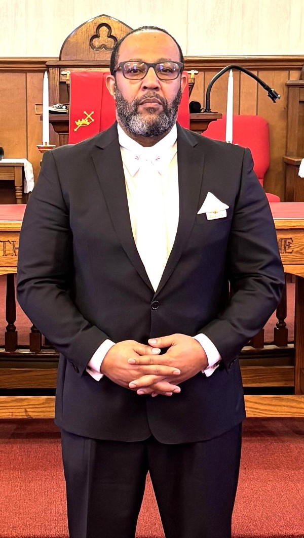 Superintendent, Sunday School Deacon Lavon Foxx Image